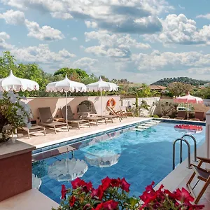 Otel Kseynasa, Nikiti (Sithonia)