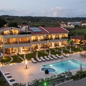 Sara Aparthotel